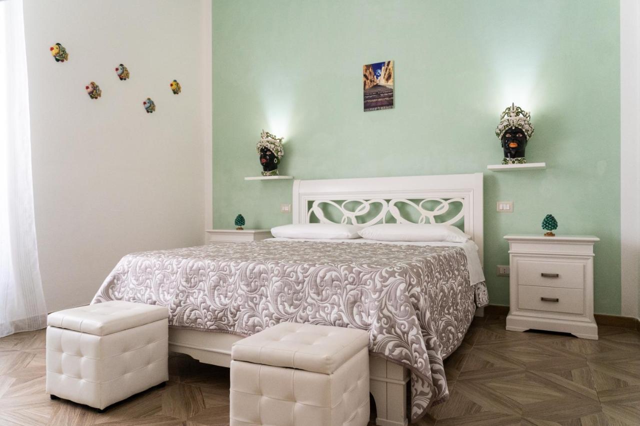 Portosalvo Rooms Санта-Тереза-ді-Рива Екстер'єр фото